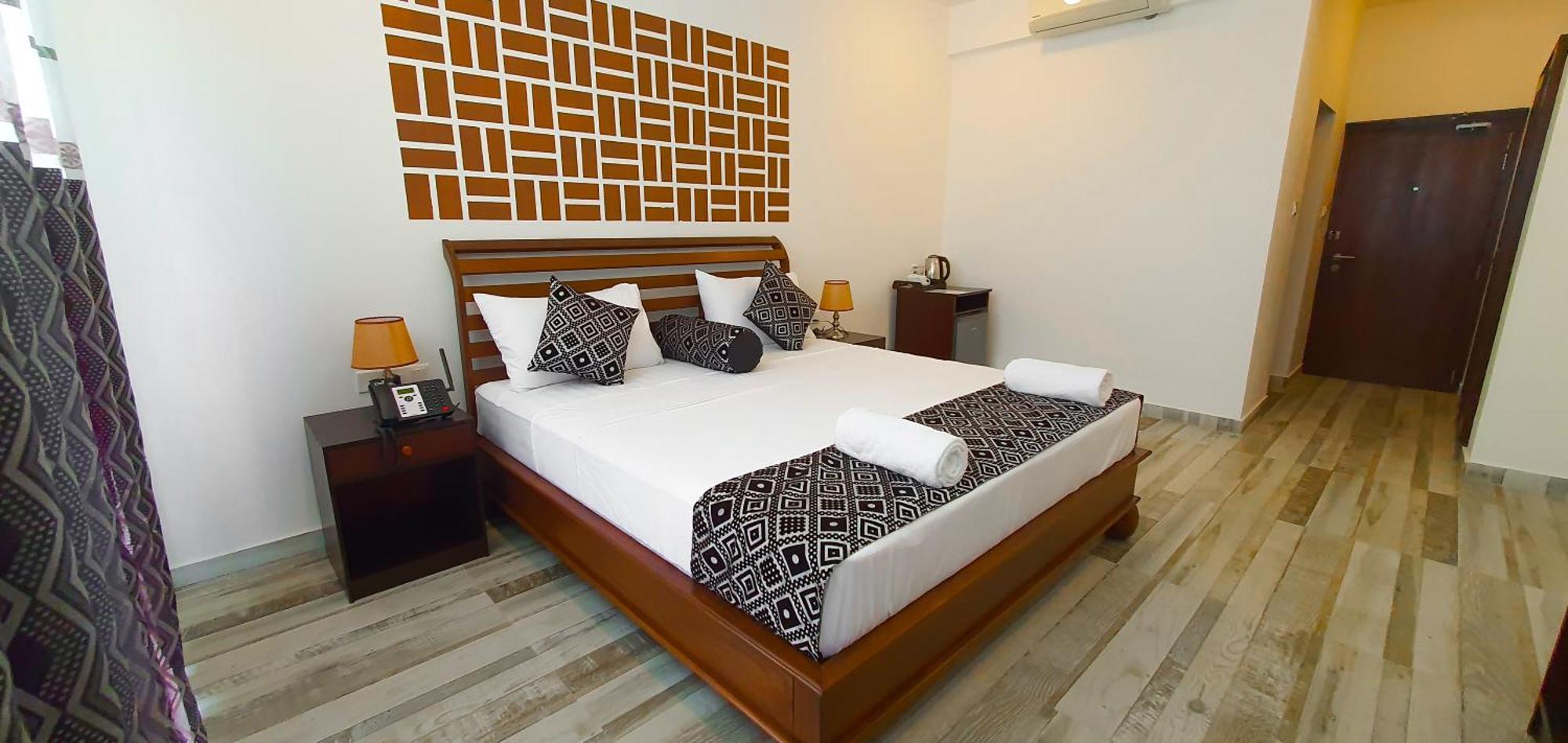 Ara Beach Resort Mirissa Buitenkant foto