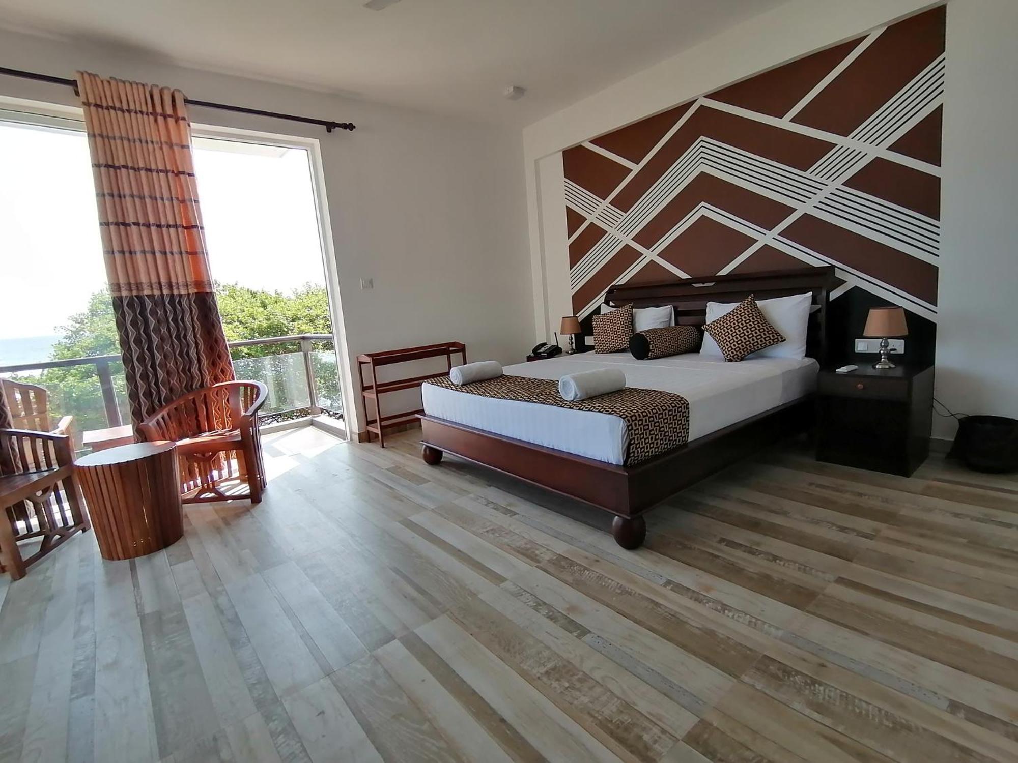 Ara Beach Resort Mirissa Buitenkant foto